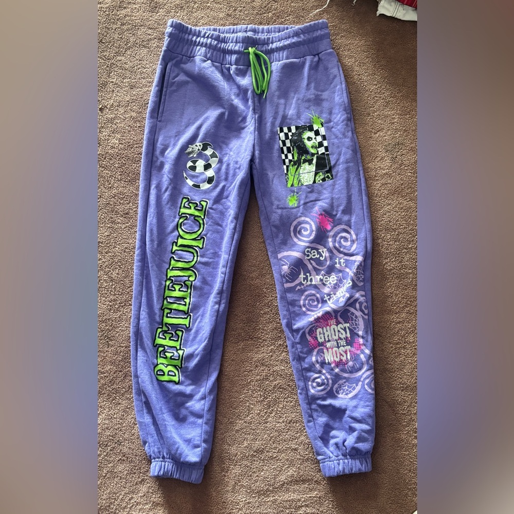 Juniors Purple Joggers & t-shirt- BEETLEJUICE